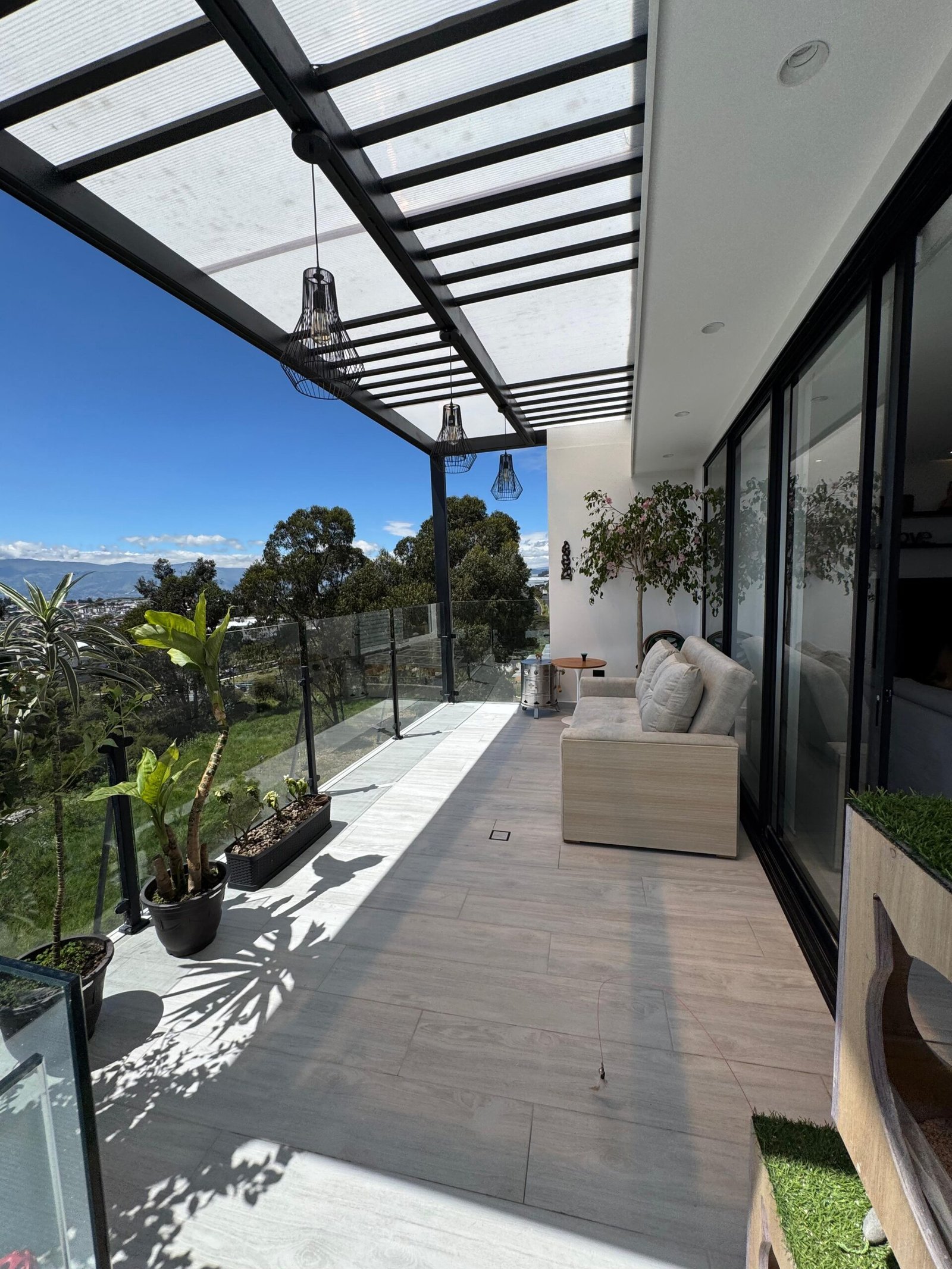 gallery grid image