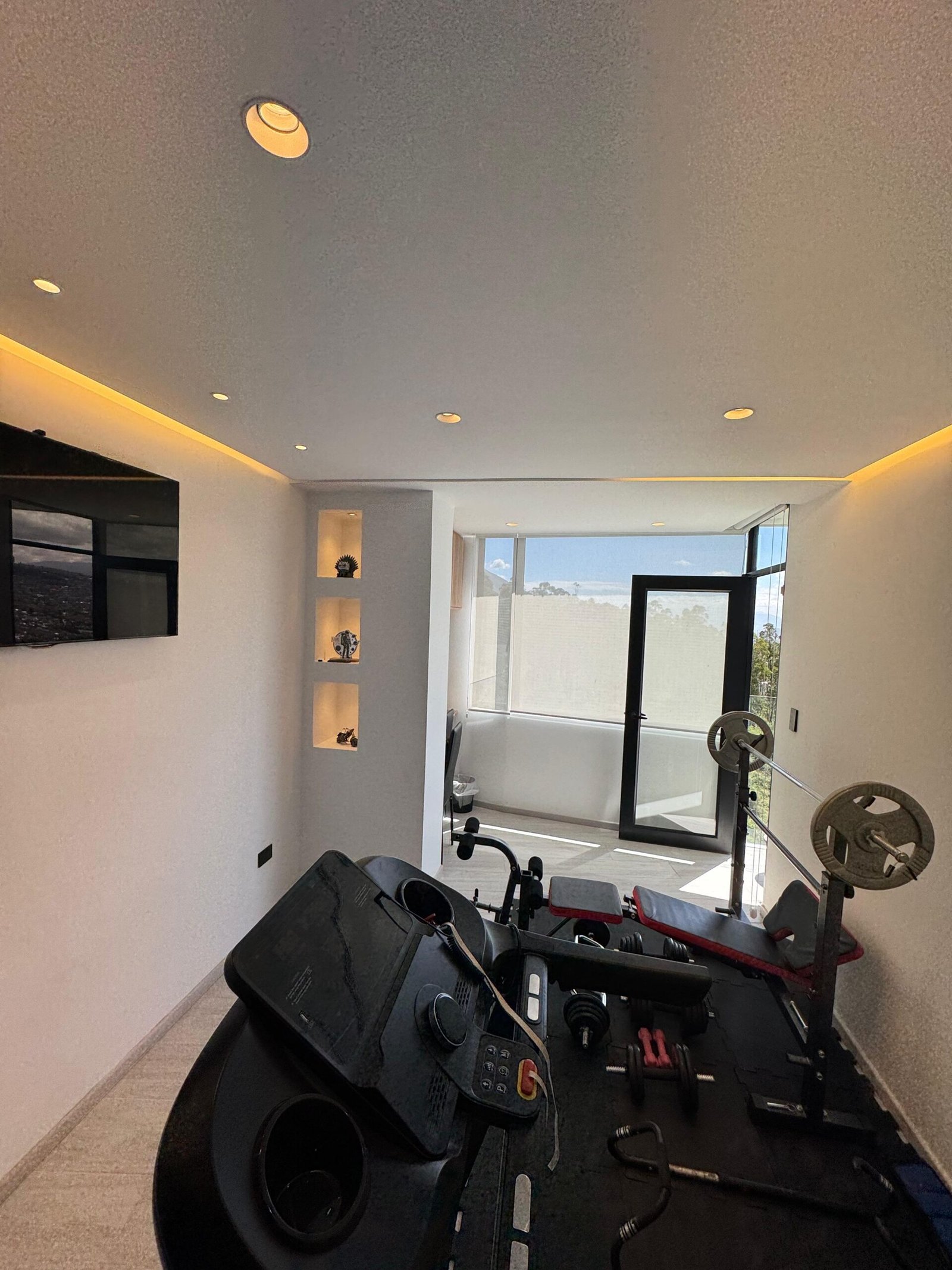 gallery grid image