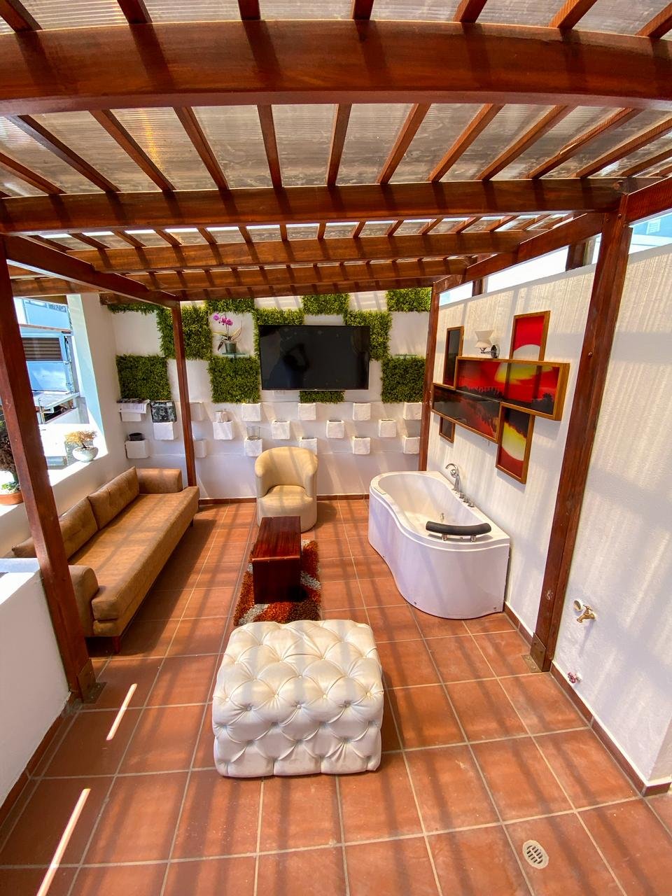 gallery grid image
